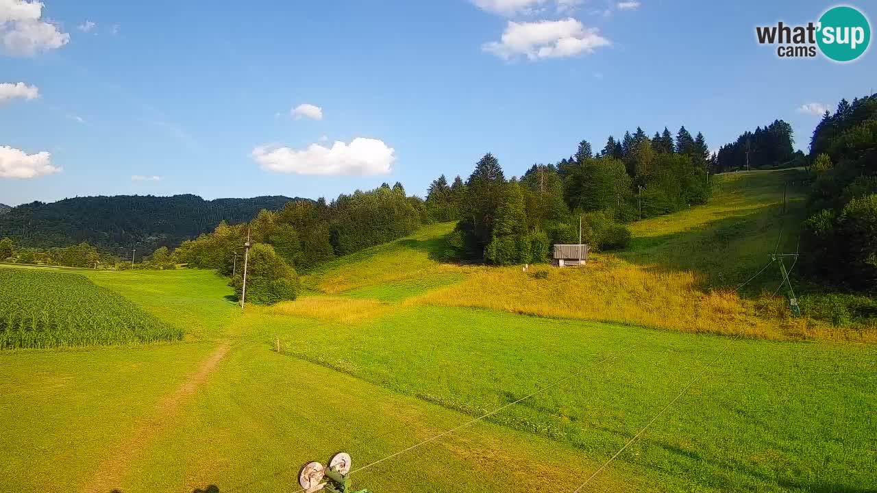 Spletna kamera Smučišče Senožeta – smučarsko središče v Srednji vasi pri Bohinju