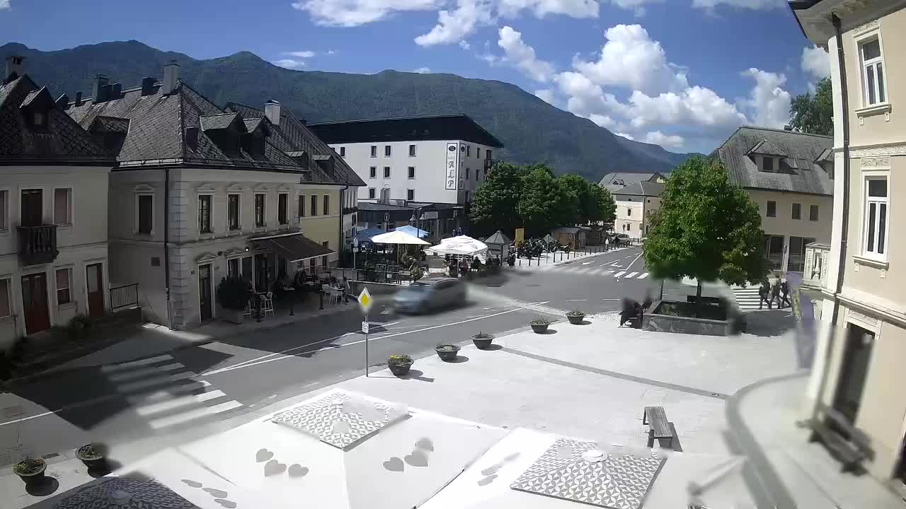 Place centrale à Bovec
