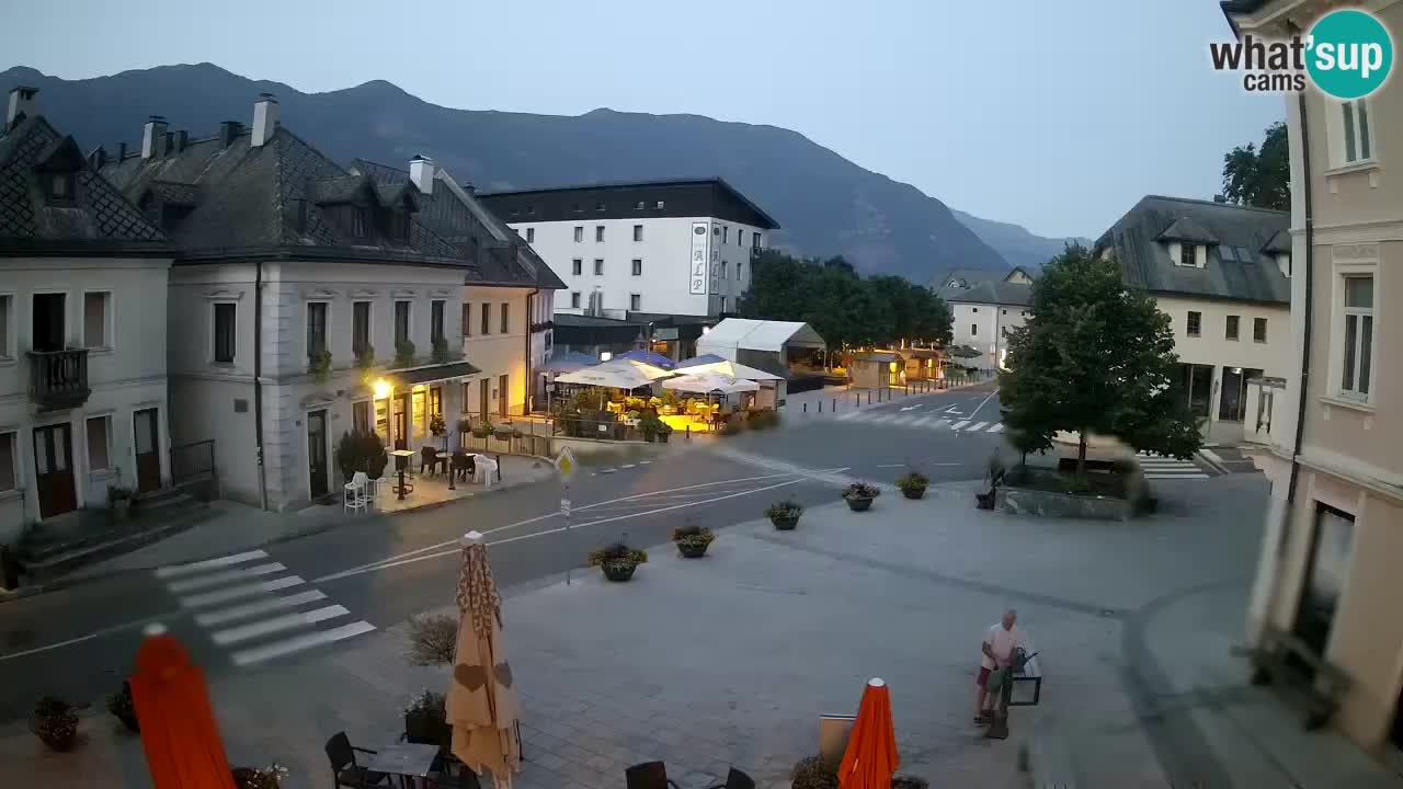 Place centrale à Bovec