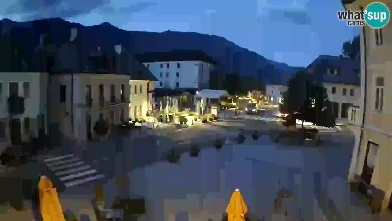 Place centrale à Bovec