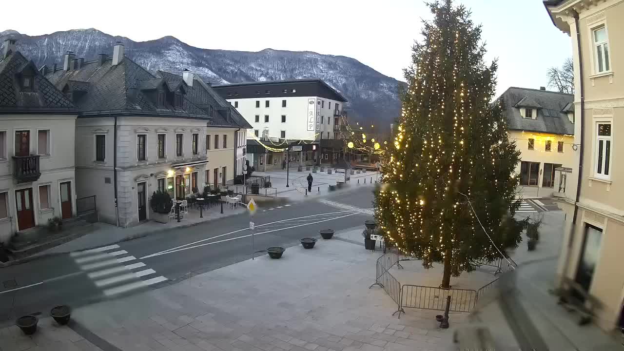 Place centrale à Bovec