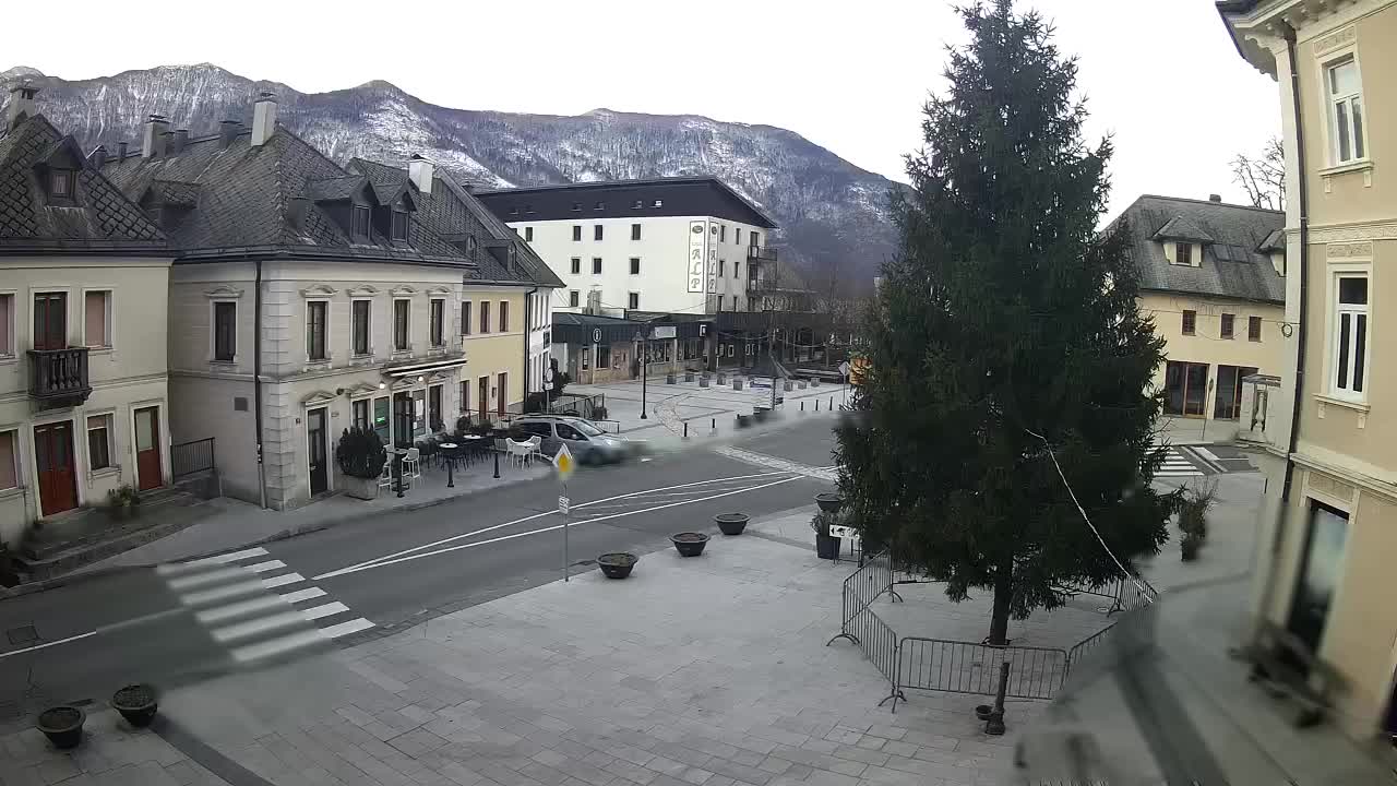 Place centrale à Bovec