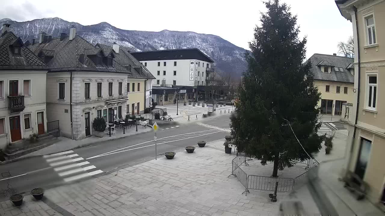 Place centrale à Bovec