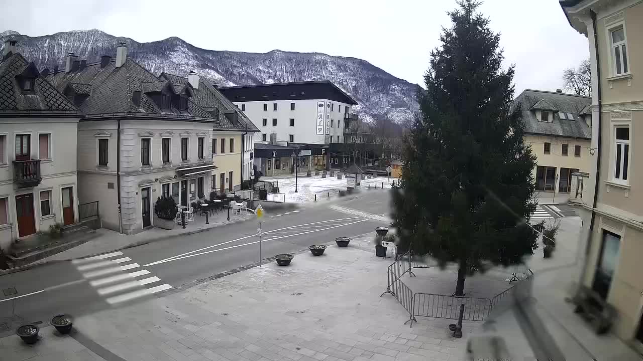 Place centrale à Bovec