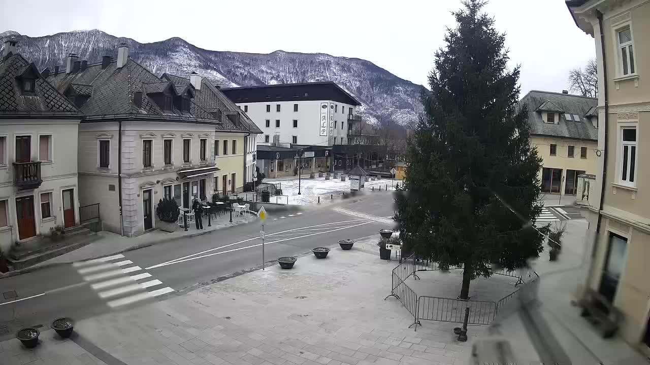 Place centrale à Bovec