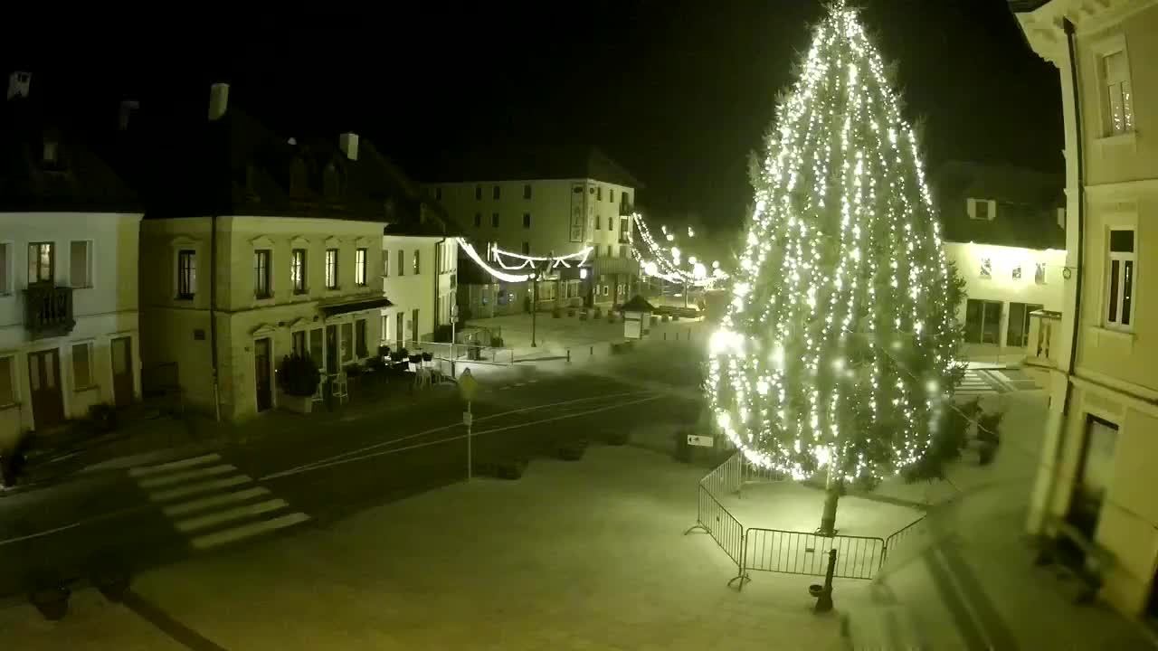 Place centrale à Bovec