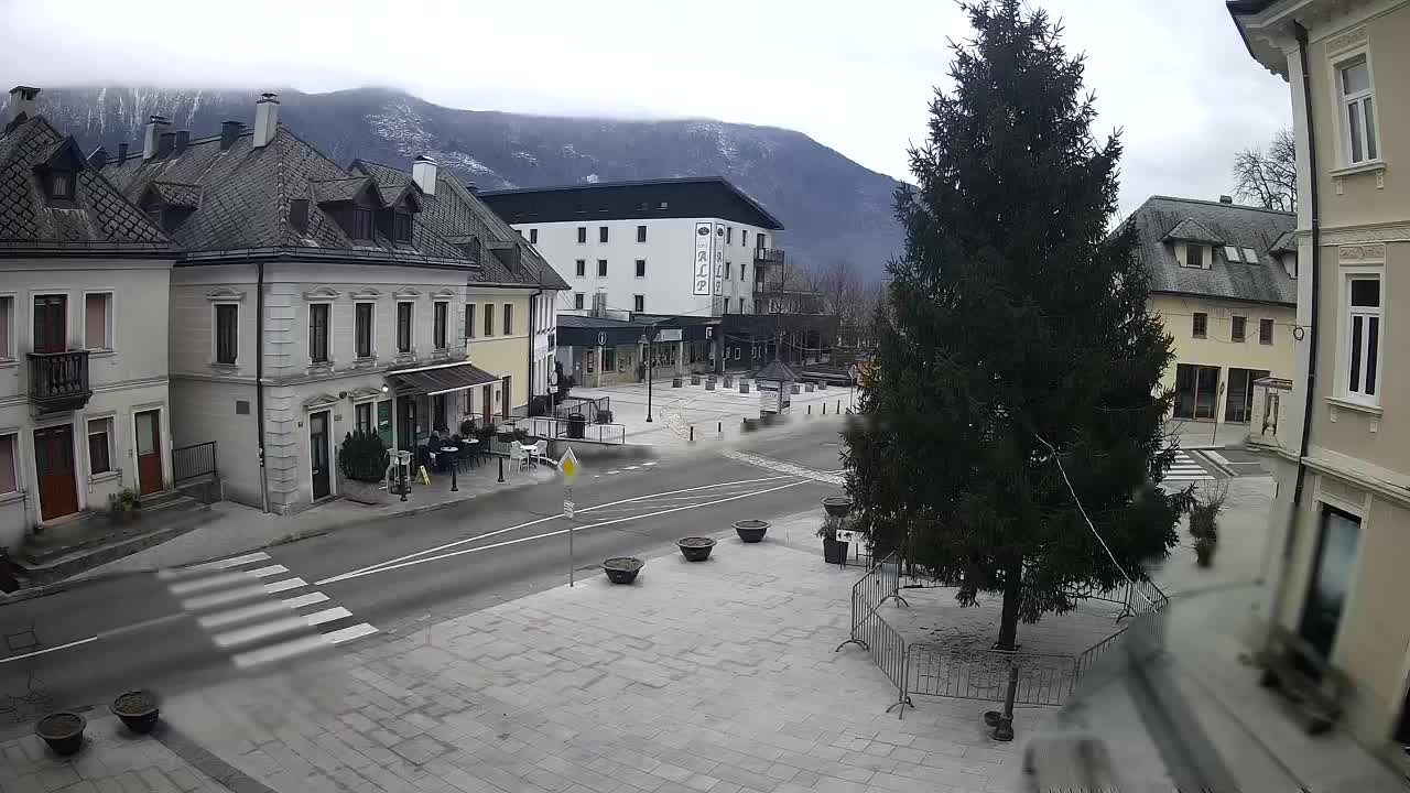 Place centrale à Bovec