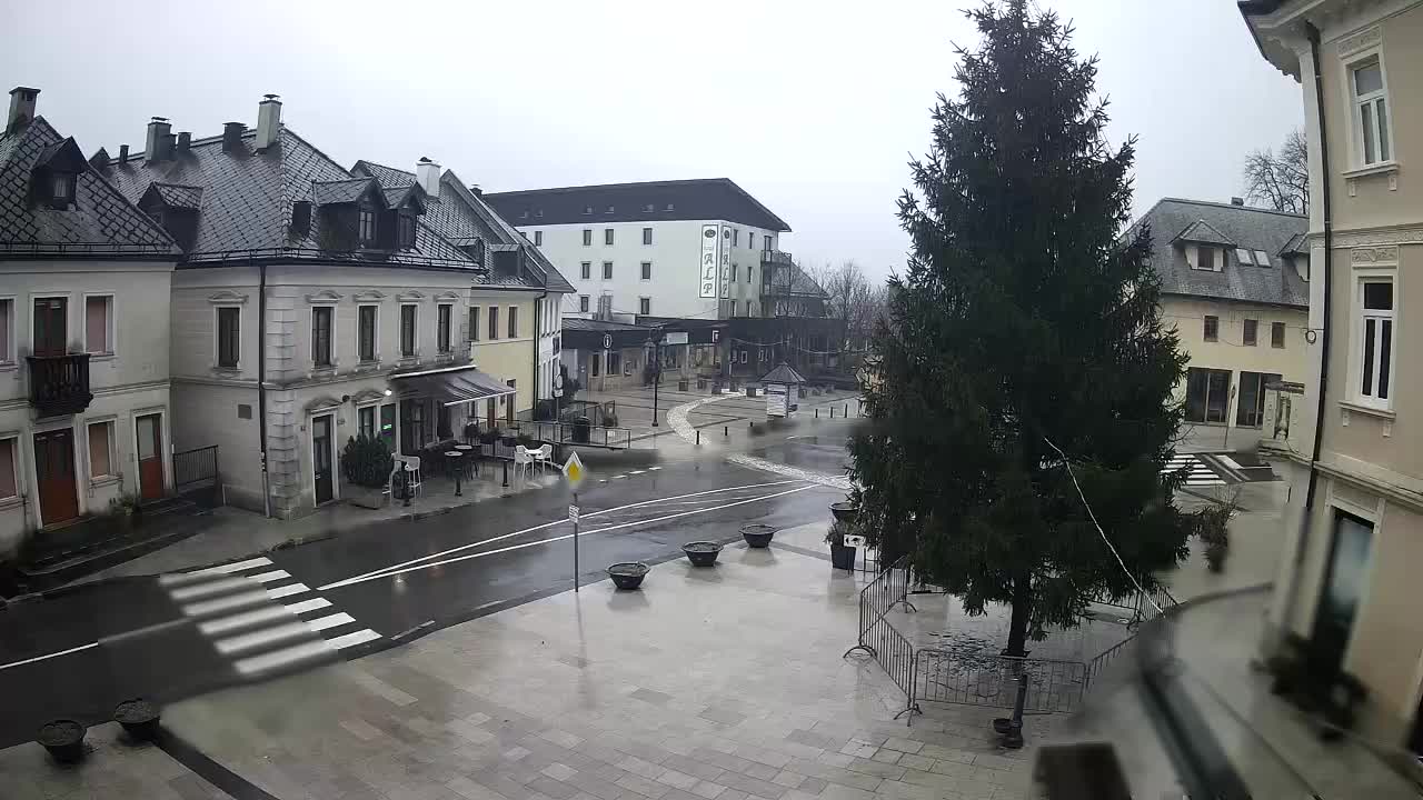 Place centrale à Bovec