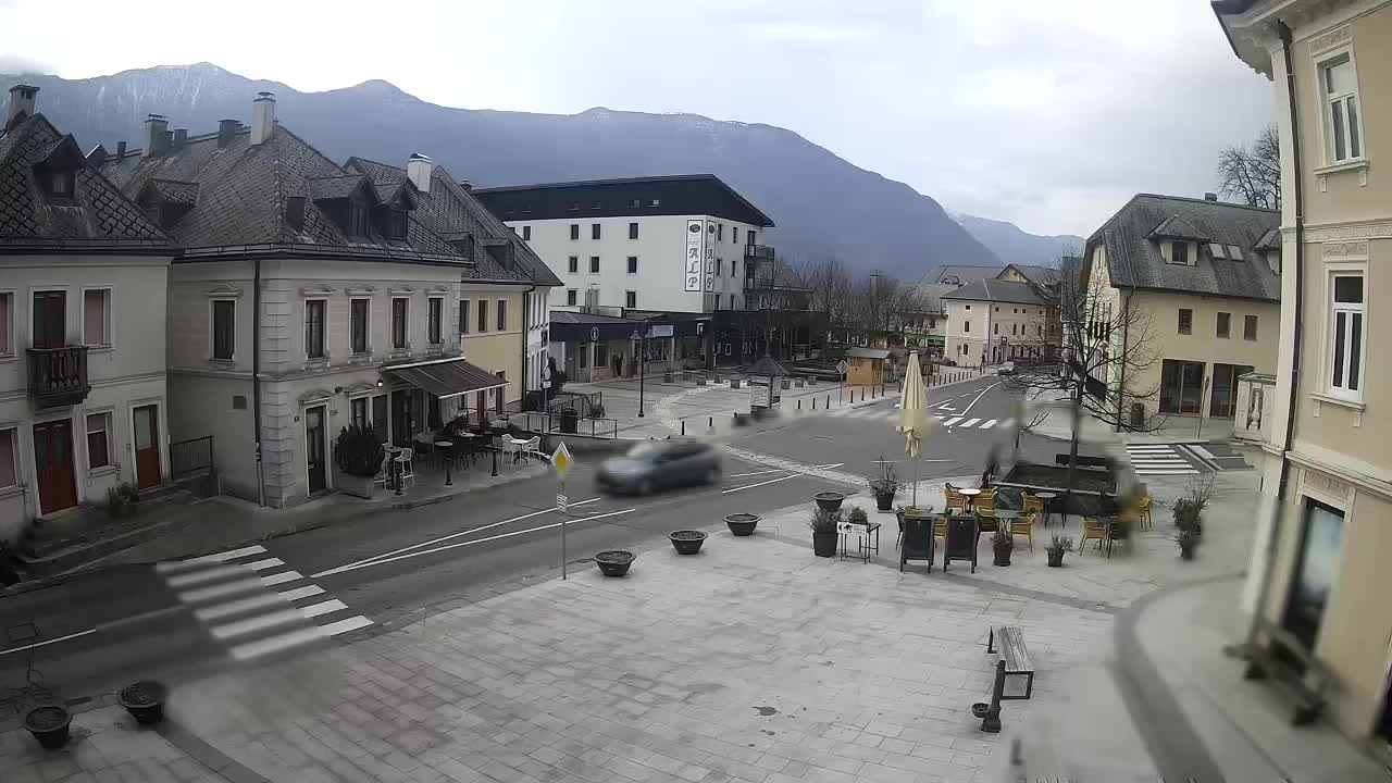 Place centrale à Bovec