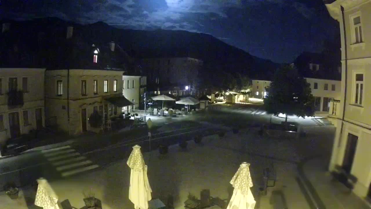 Place centrale à Bovec