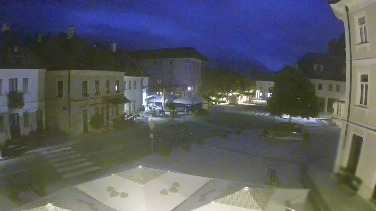 Glavni trg u Bovcu