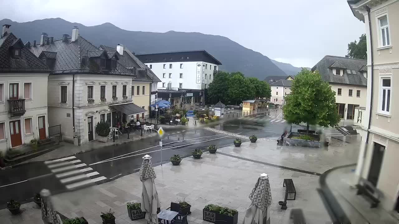 Place centrale à Bovec