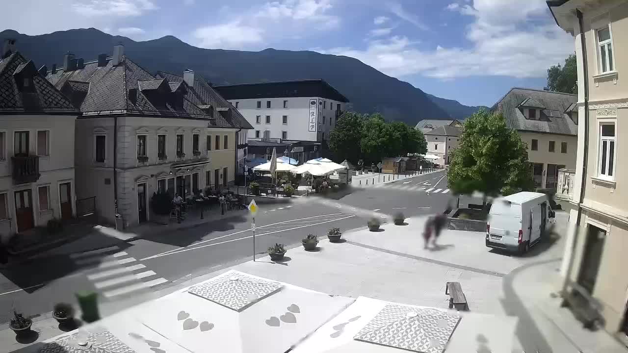 Place centrale à Bovec
