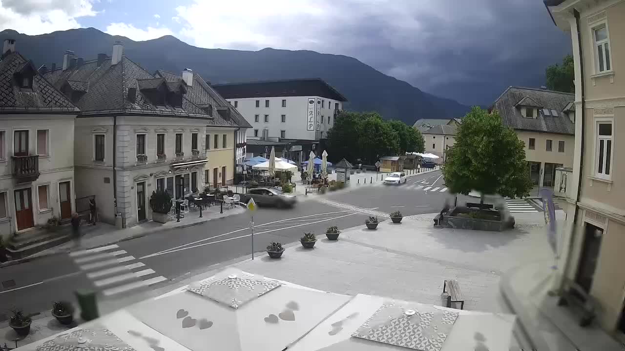 Place centrale à Bovec