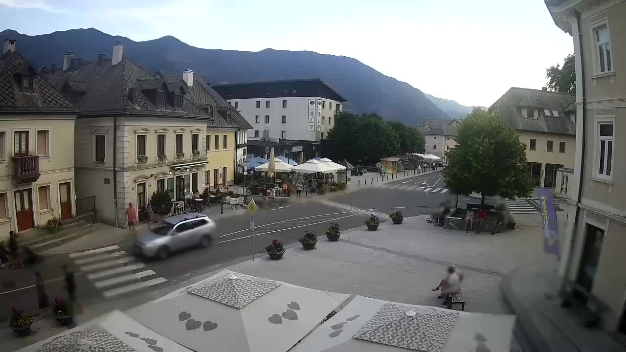 Place centrale à Bovec