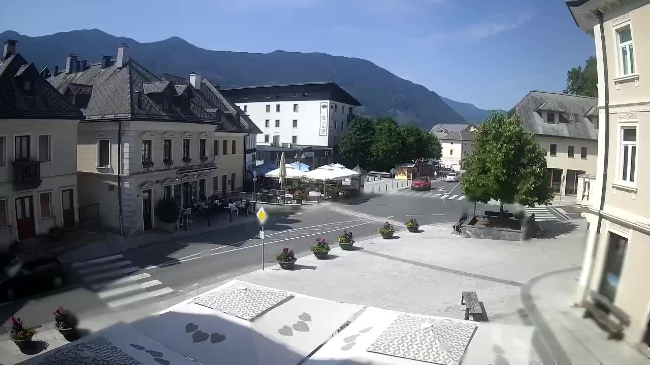 Place centrale à Bovec