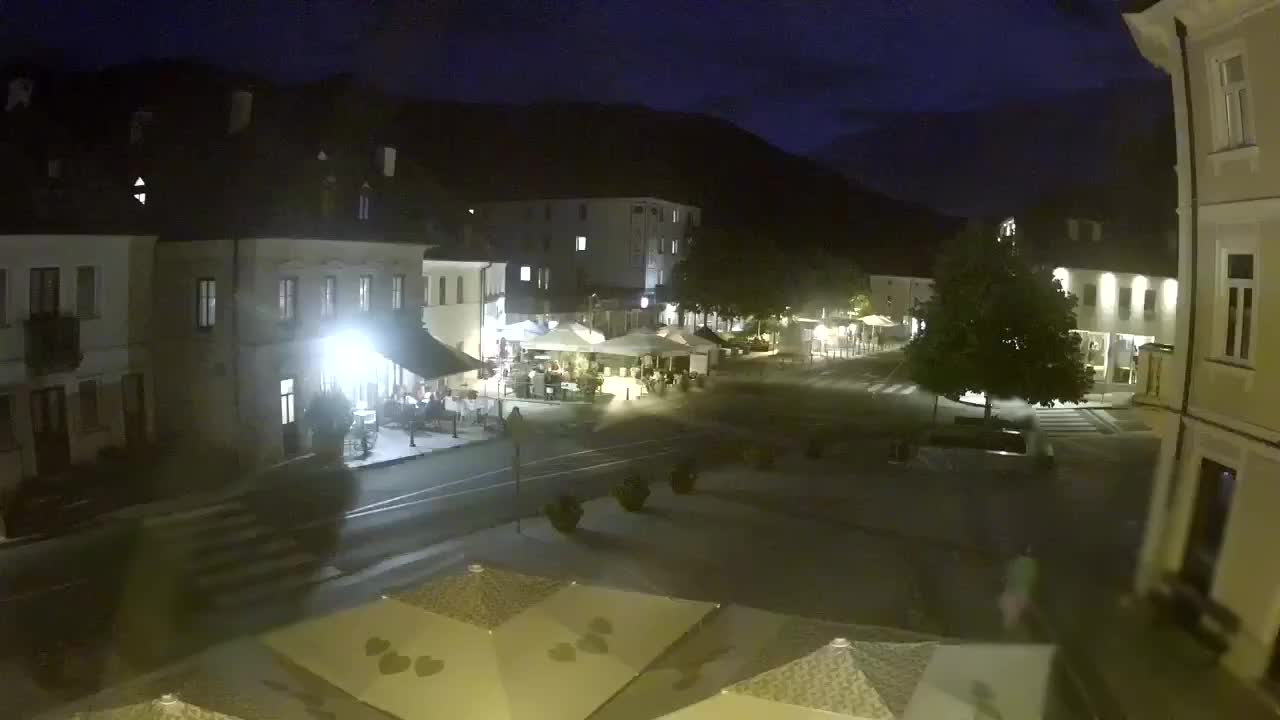 Place centrale à Bovec