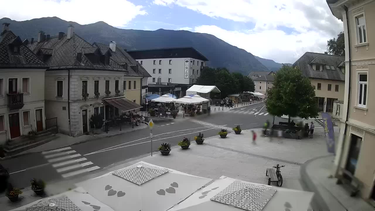 Place centrale à Bovec