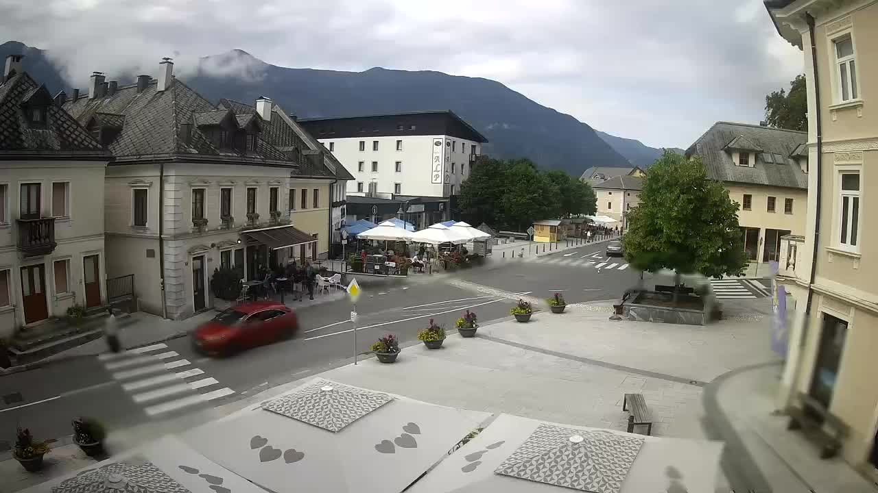 Place centrale à Bovec
