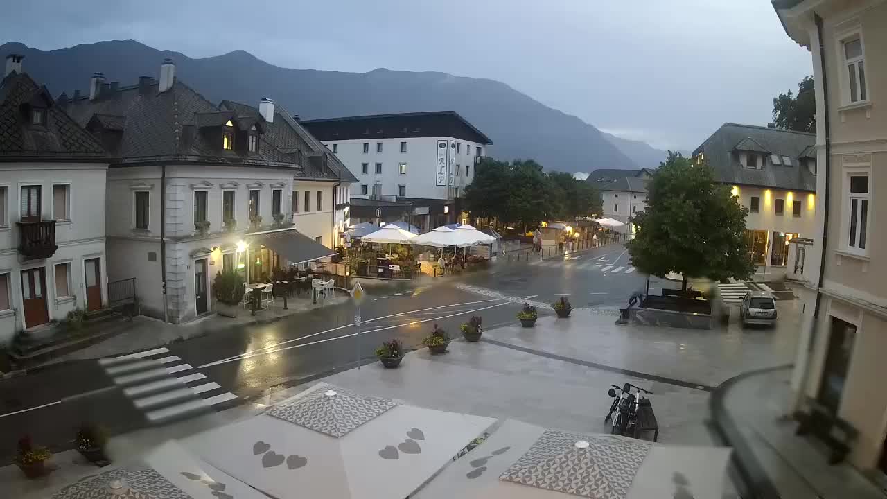 Place centrale à Bovec