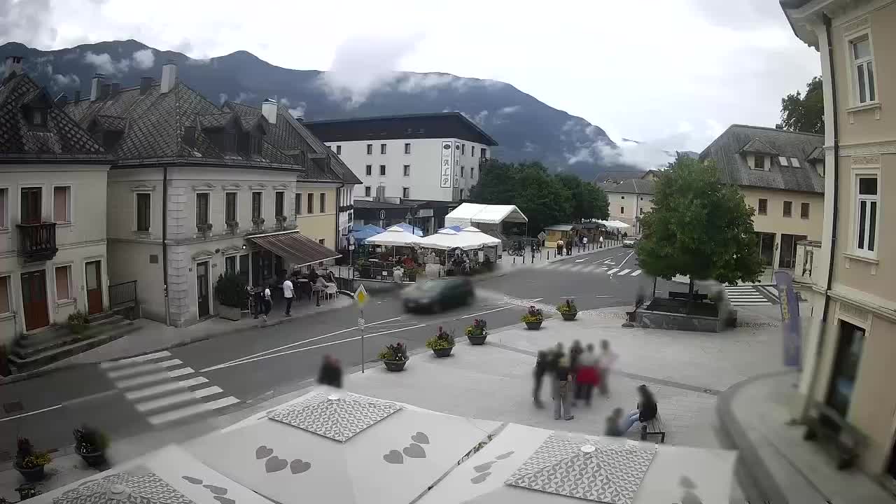 Place centrale à Bovec