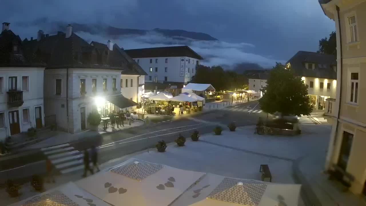 Place centrale à Bovec
