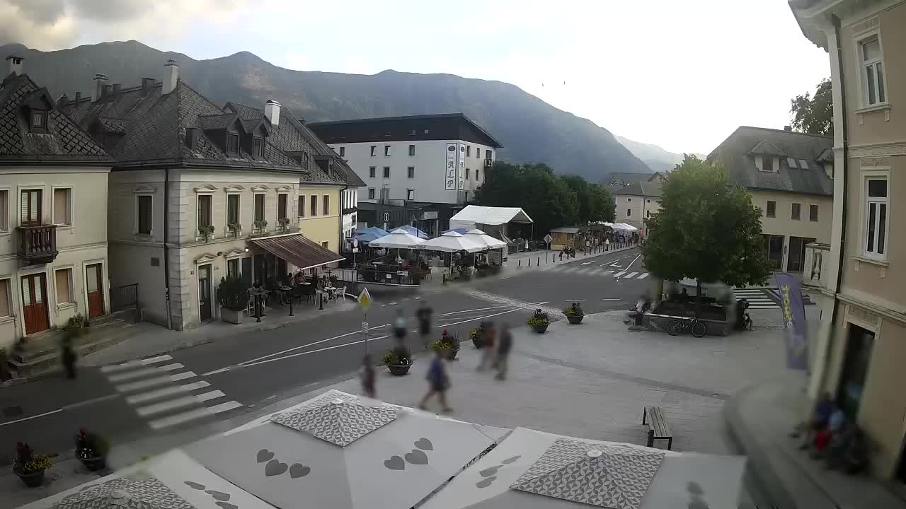 Place centrale à Bovec