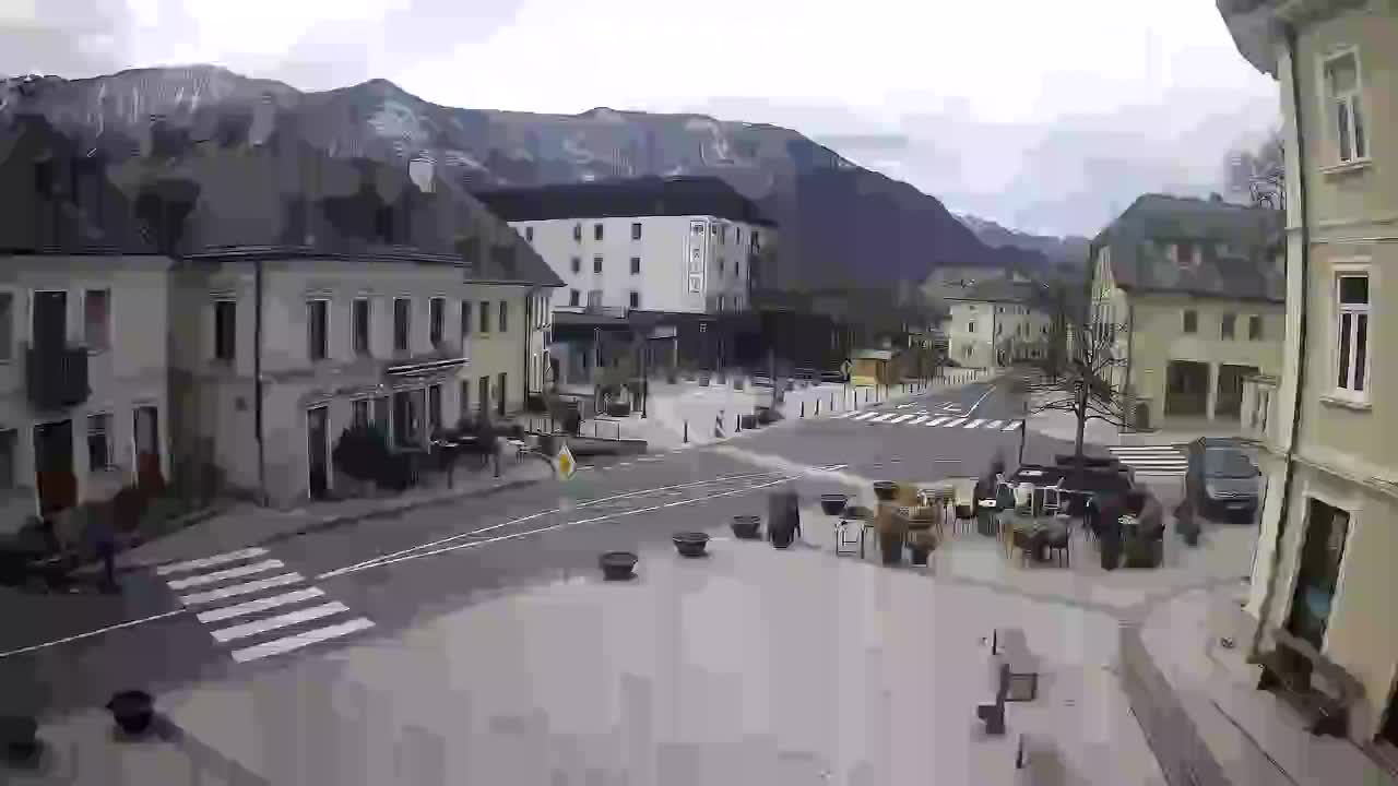 Place centrale à Bovec