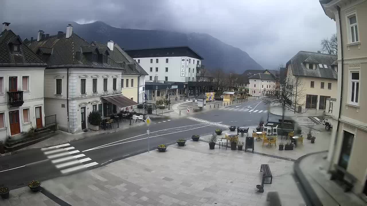 Place centrale à Bovec