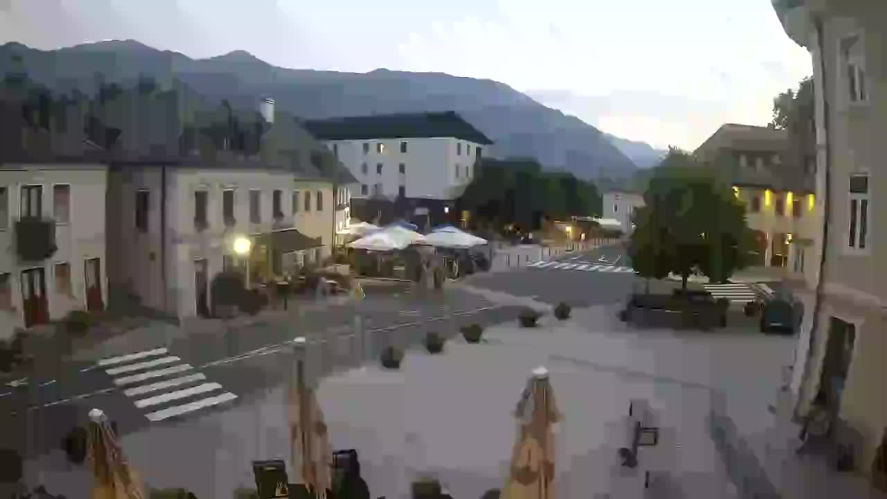 Place centrale à Bovec