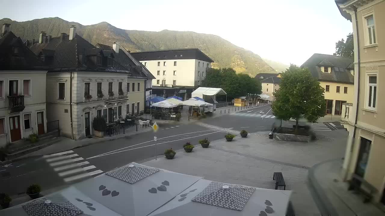 Place centrale à Bovec