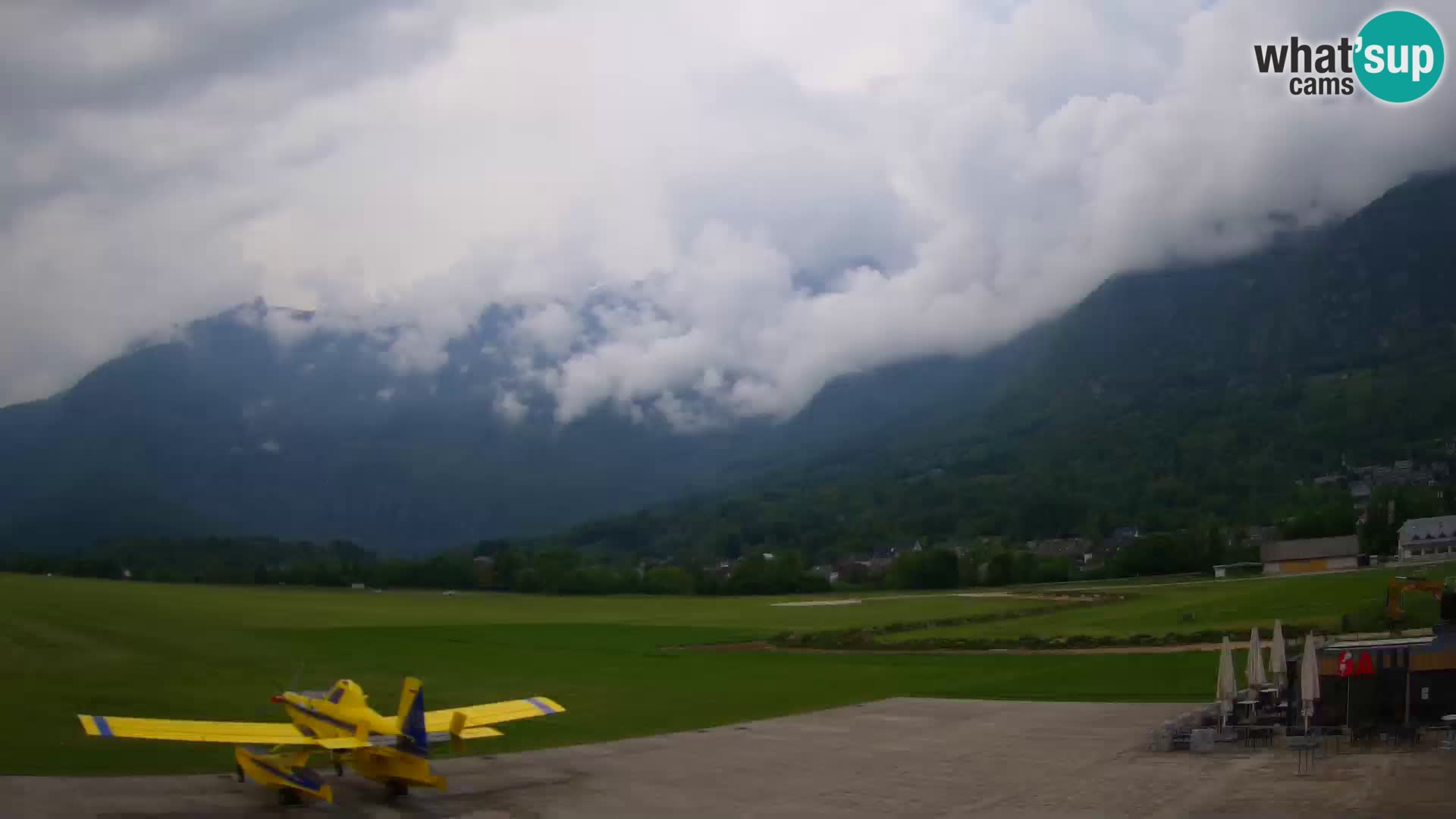 Webcam en direct Aéroport de Bovec – Vue sur Kanin