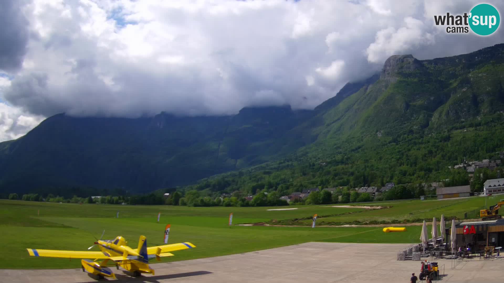 Webcam en direct Aéroport de Bovec – Vue sur Kanin