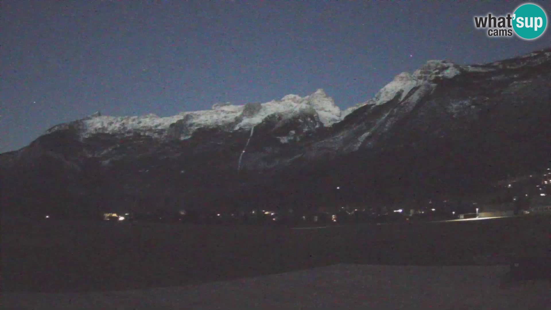 Live webcam Bovec airport – View to Kanin