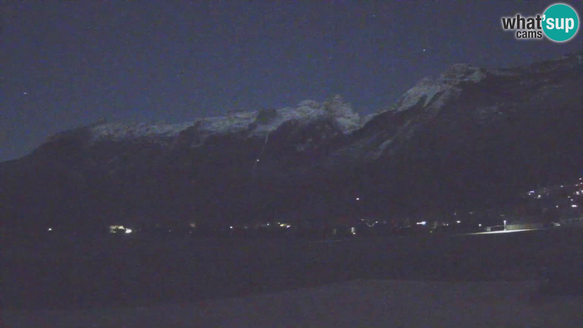 Live webcam Bovec airport – View to Kanin