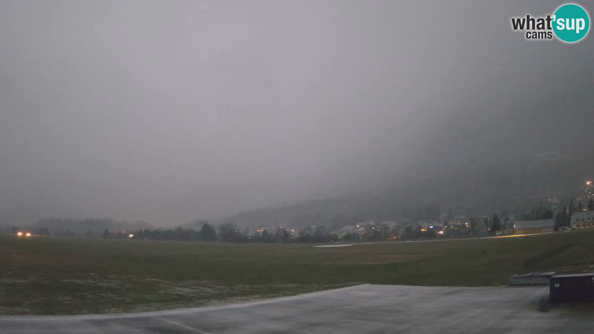 Cámara web en vivo Aeropuerto de Bovec – Vista a Kanin