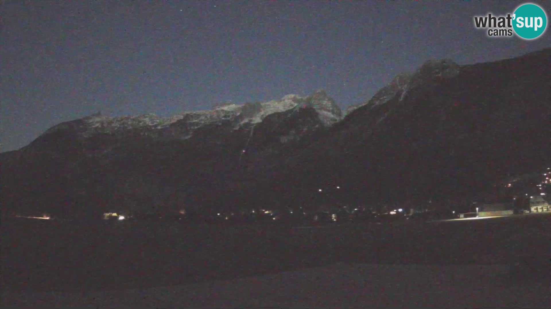 Webcam en direct Aéroport de Bovec – Vue sur Kanin