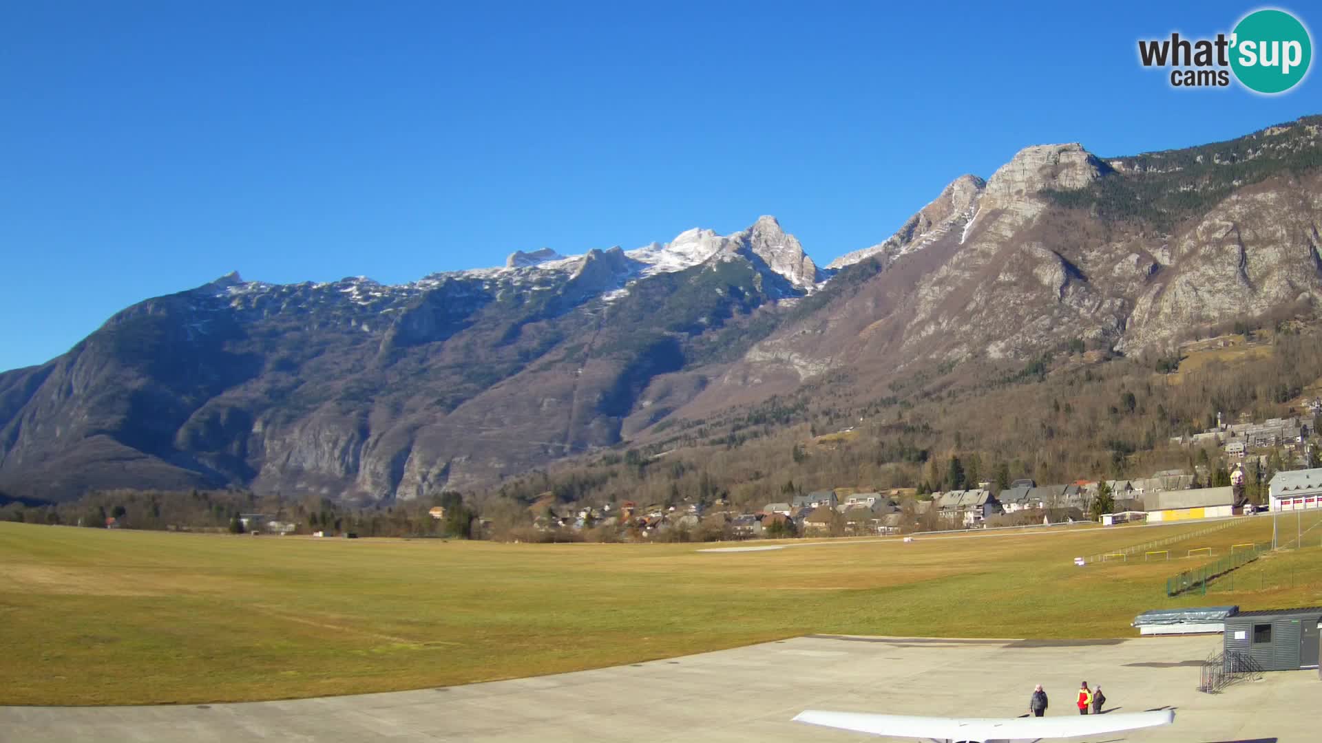 Webcam en direct Aéroport de Bovec – Vue sur Kanin