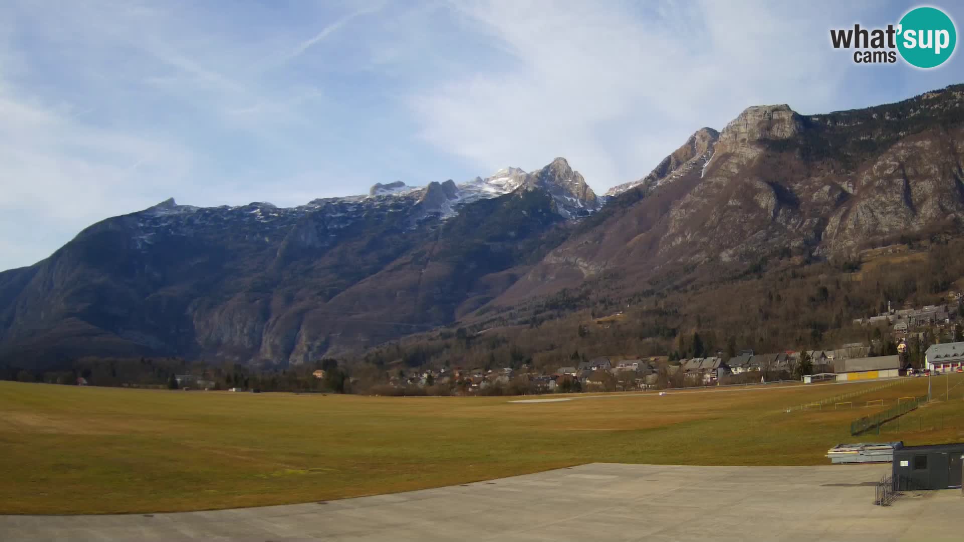 Webcam en direct Aéroport de Bovec – Vue sur Kanin