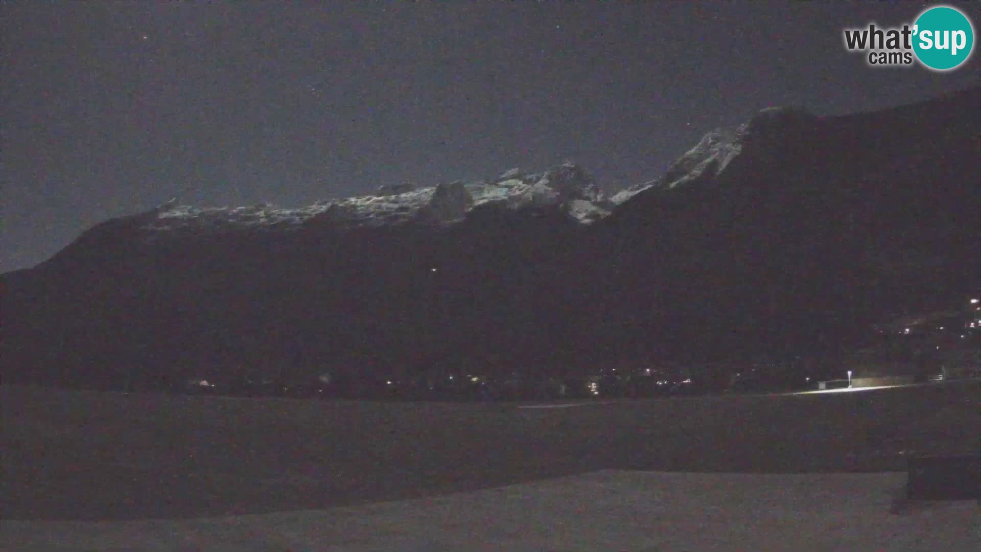 Live webcam Bovec airport – View to Kanin