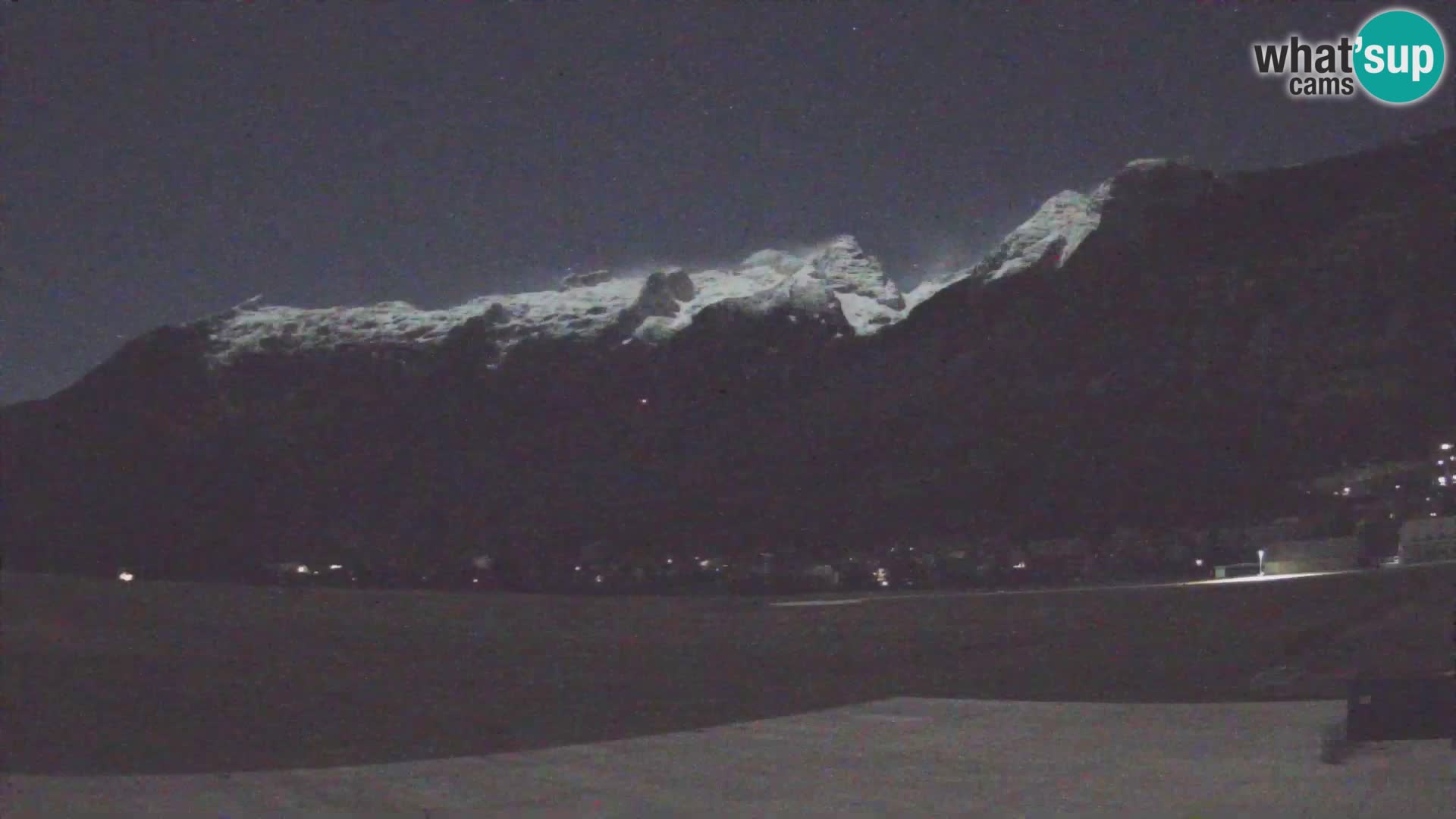 Live webcam Bovec airport – View to Kanin