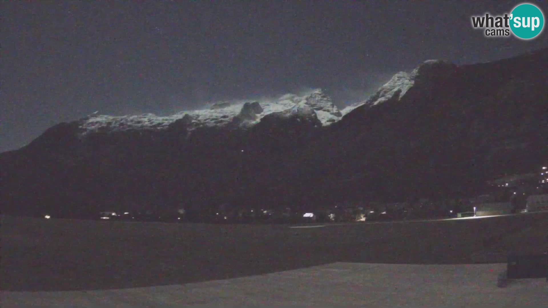 Live webcam Bovec airport – View to Kanin