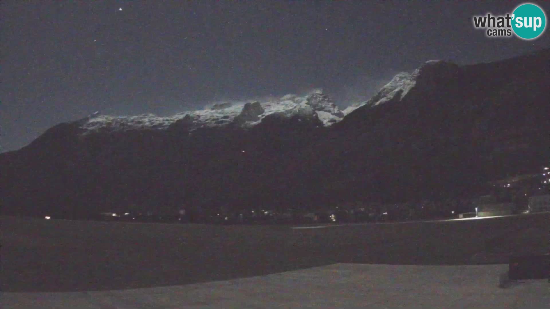 Live webcam Bovec airport – View to Kanin