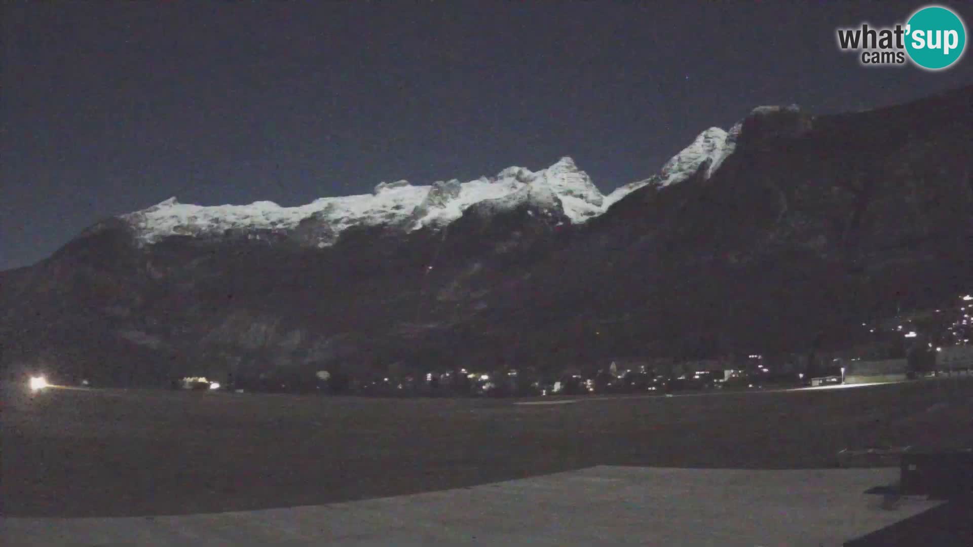 Live webcam Bovec airport – View to Kanin