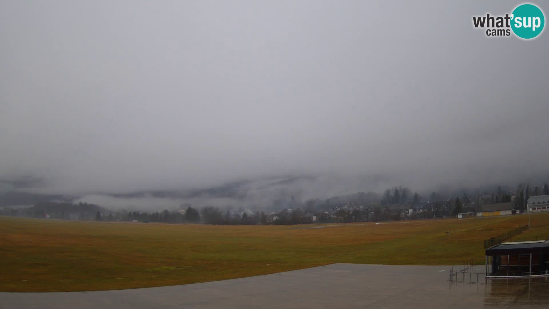 Cámara web en vivo Aeropuerto de Bovec – Vista a Kanin