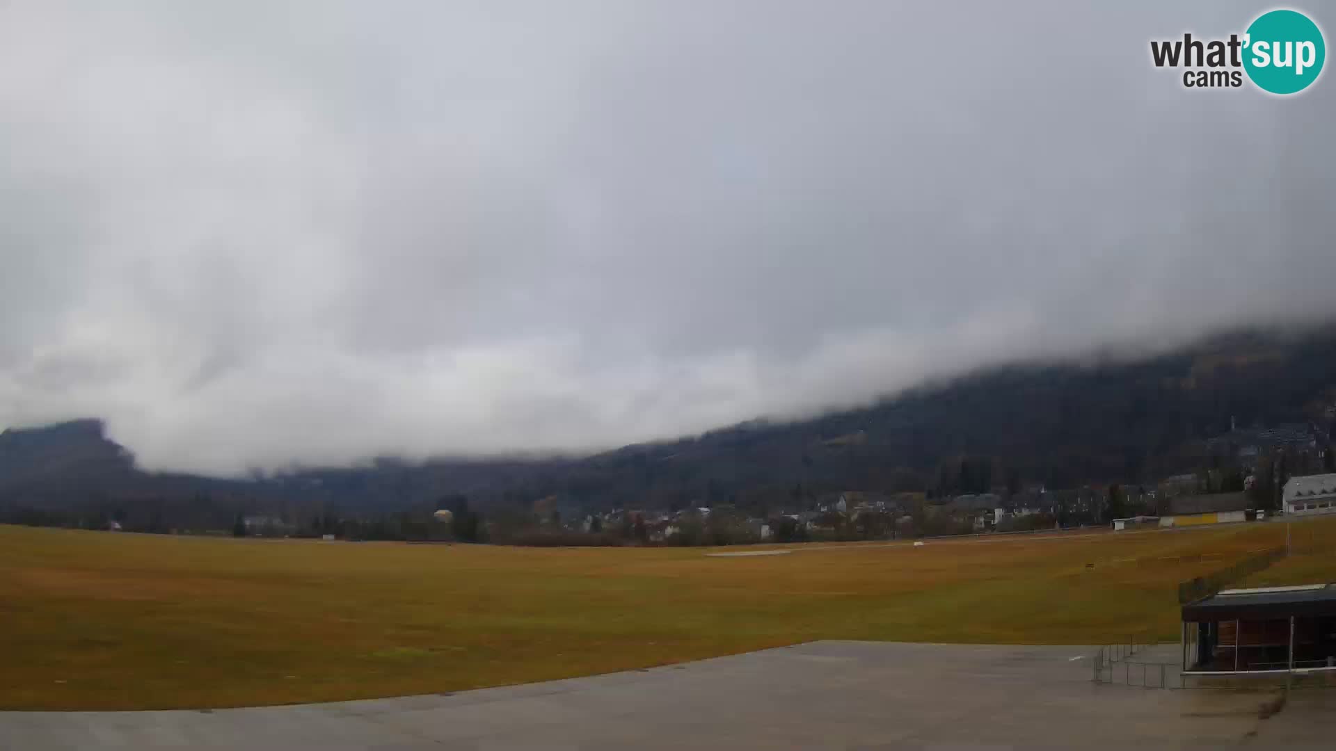 Cámara web en vivo Aeropuerto de Bovec – Vista a Kanin