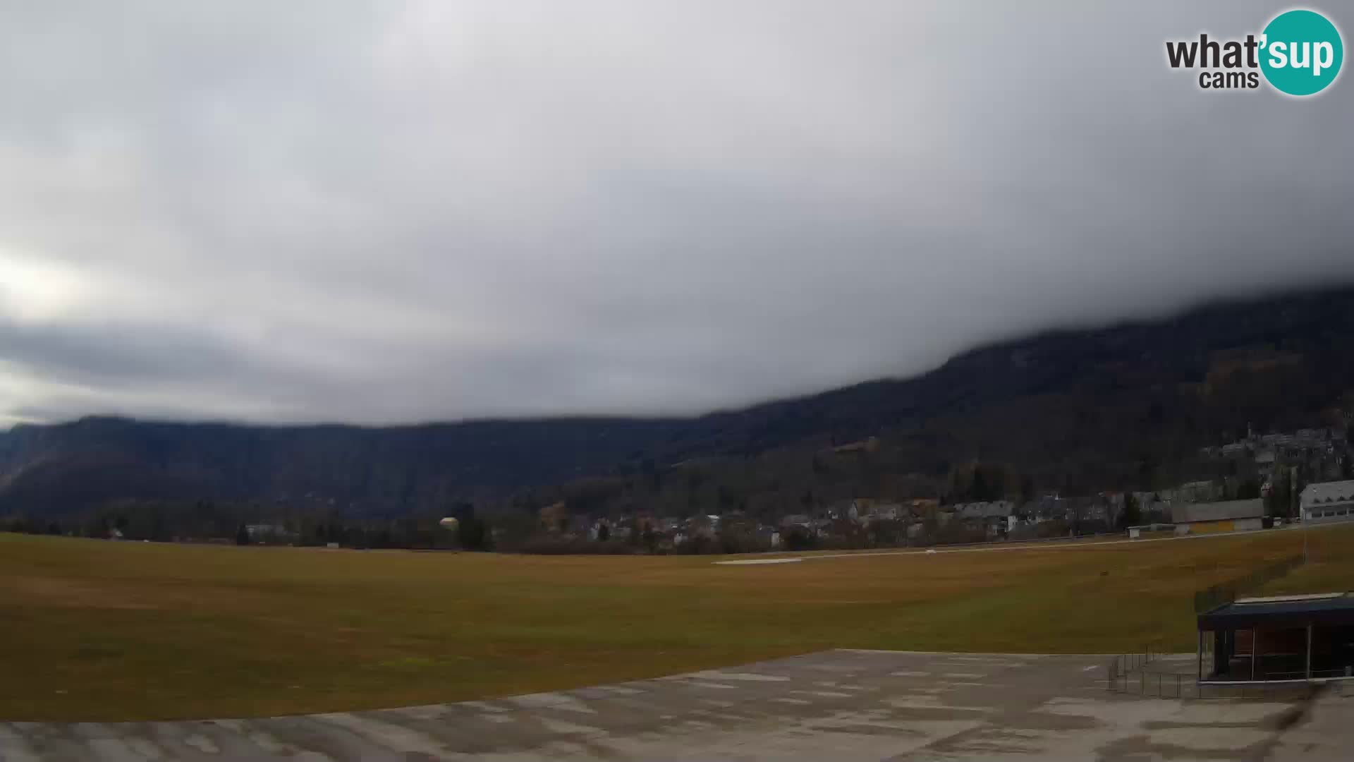 Cámara web en vivo Aeropuerto de Bovec – Vista a Kanin