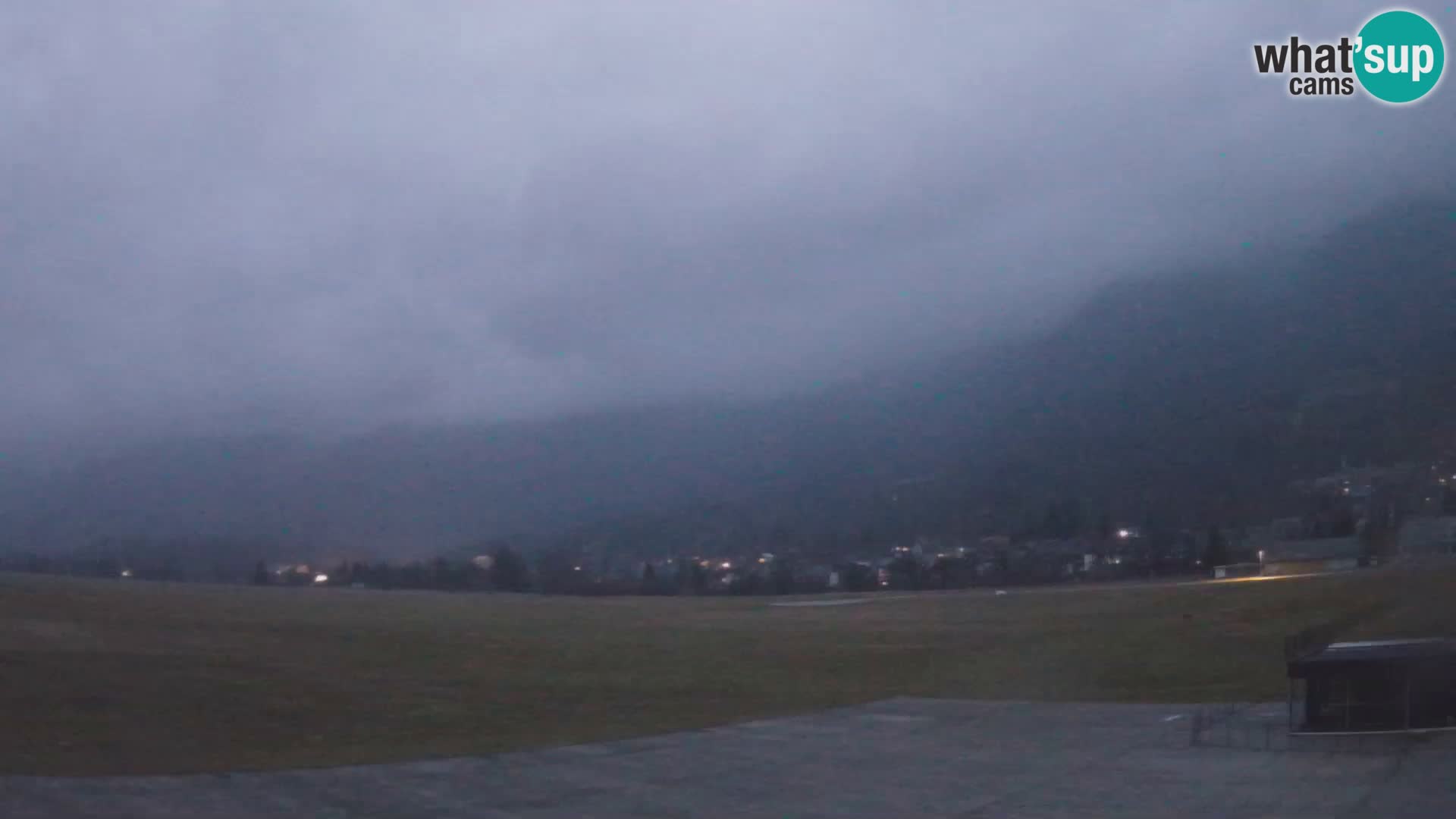 Live webcam Bovec airport – View to Kanin