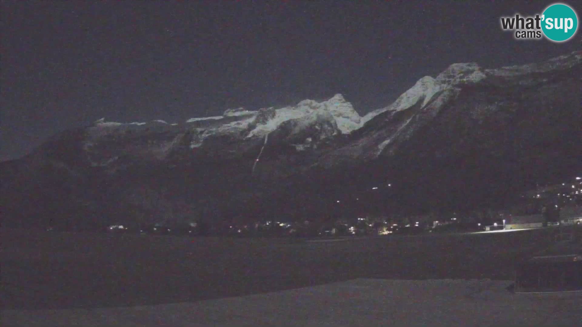 Webcam en direct Aéroport de Bovec – Vue sur Kanin