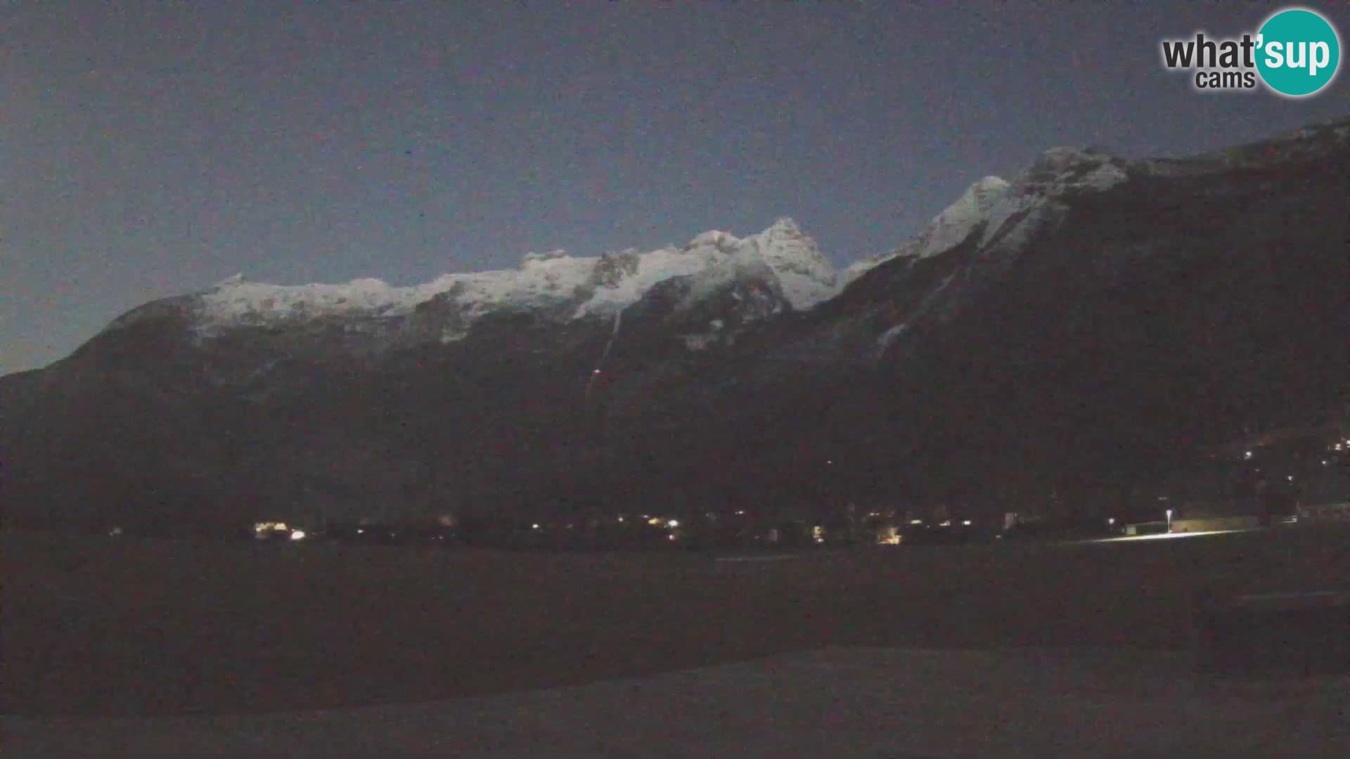 Live webcam Bovec airport – View to Kanin